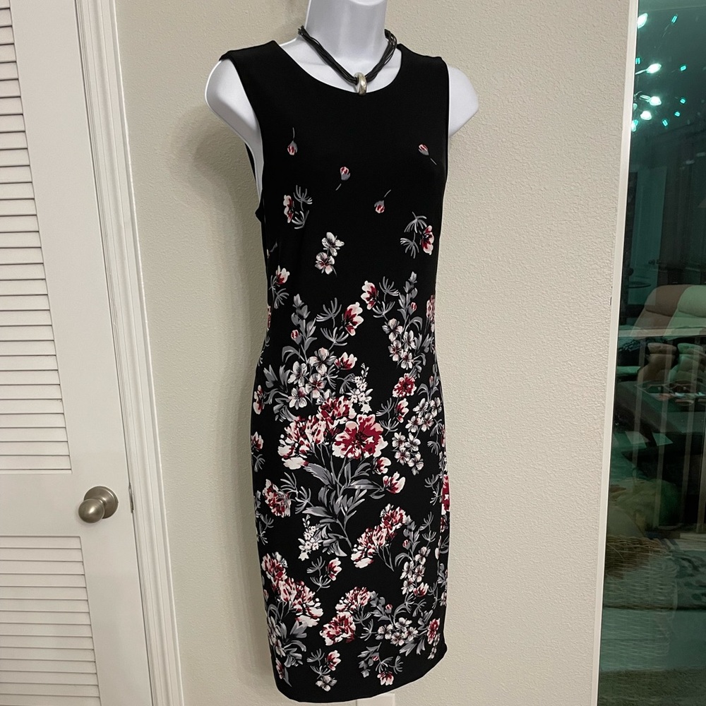 WHBM Size Medium Black Floral Dress